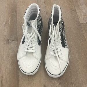 Vans sneakers women size 8.
